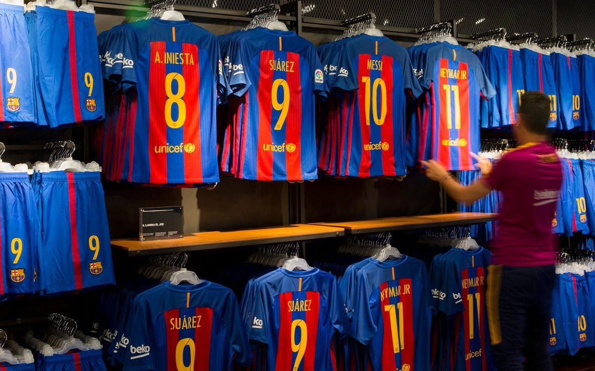 El FC Barcelona se mantiene como el segundo club del mundo con más ingresos, por detrás del Manchester United