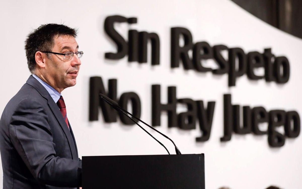 Bartomeu participa en la presentació de la campanya contra el racisme 'Sense respecte no hi ha joc'