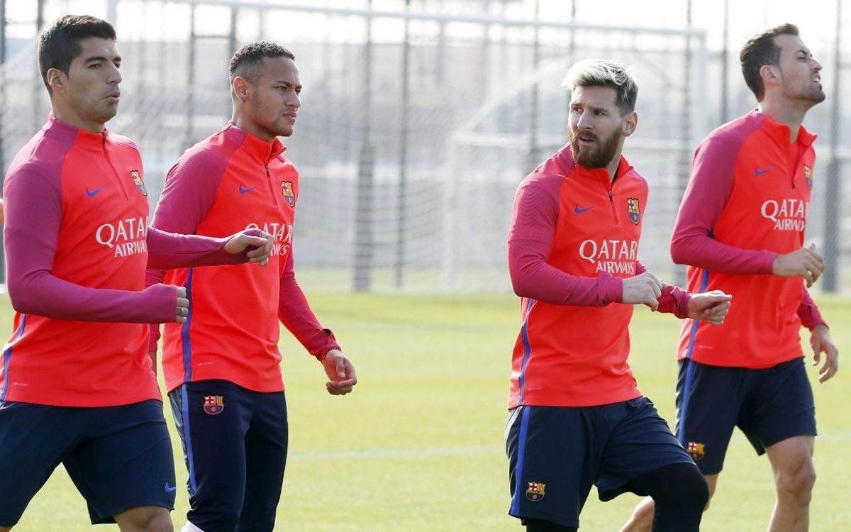 Séance de préparation avant-le duel à Séville, dimanche