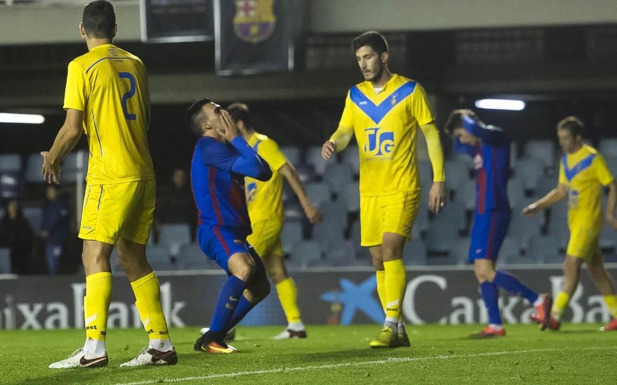 FC Barcelona B – CF Badalona: Ratxa frenada (1-3)