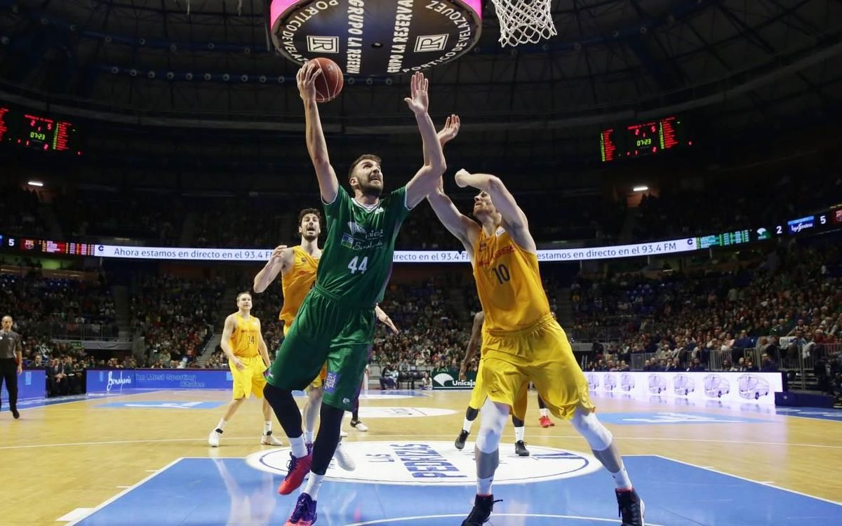Unicaja - FC Barcelona Lassa: Se escapa la victoria en la prórroga (95-89)