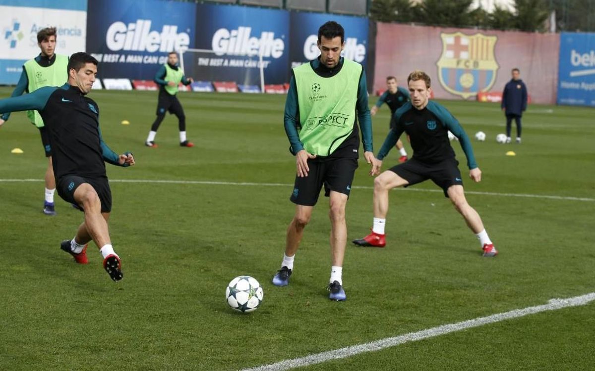 FC Barcelona train for last time before Borussia Mönchengladbach