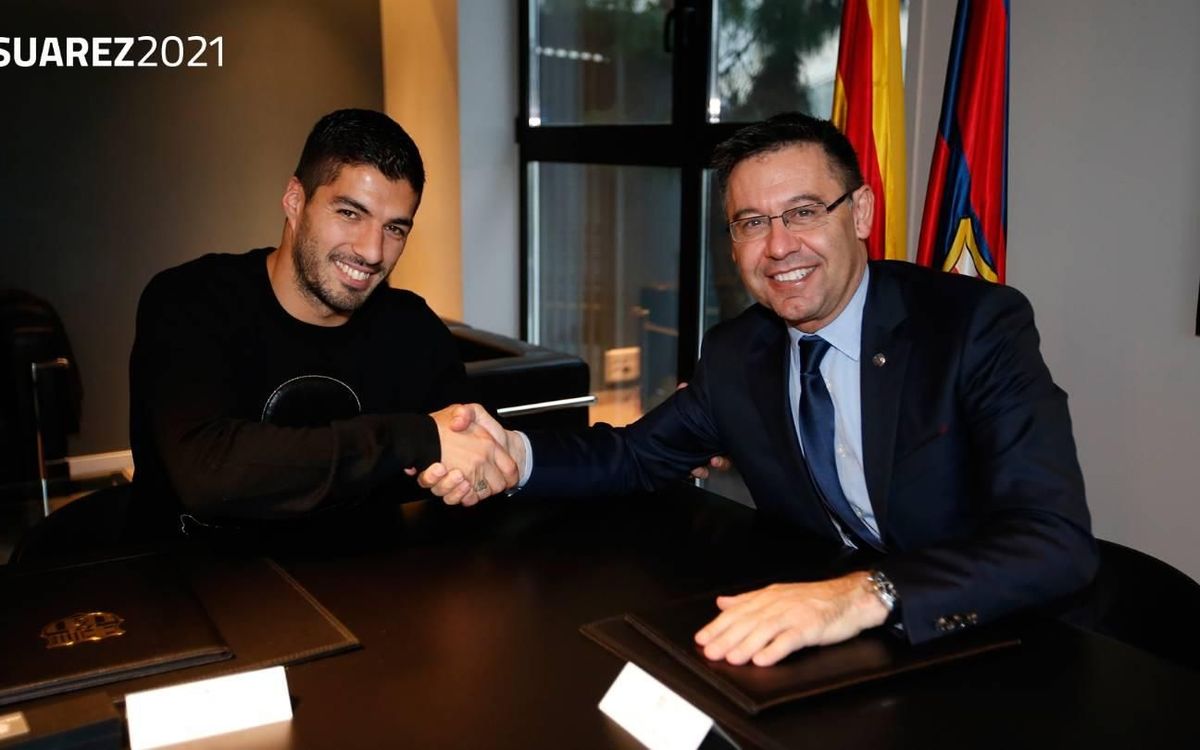 Luis Suárez signs new contract