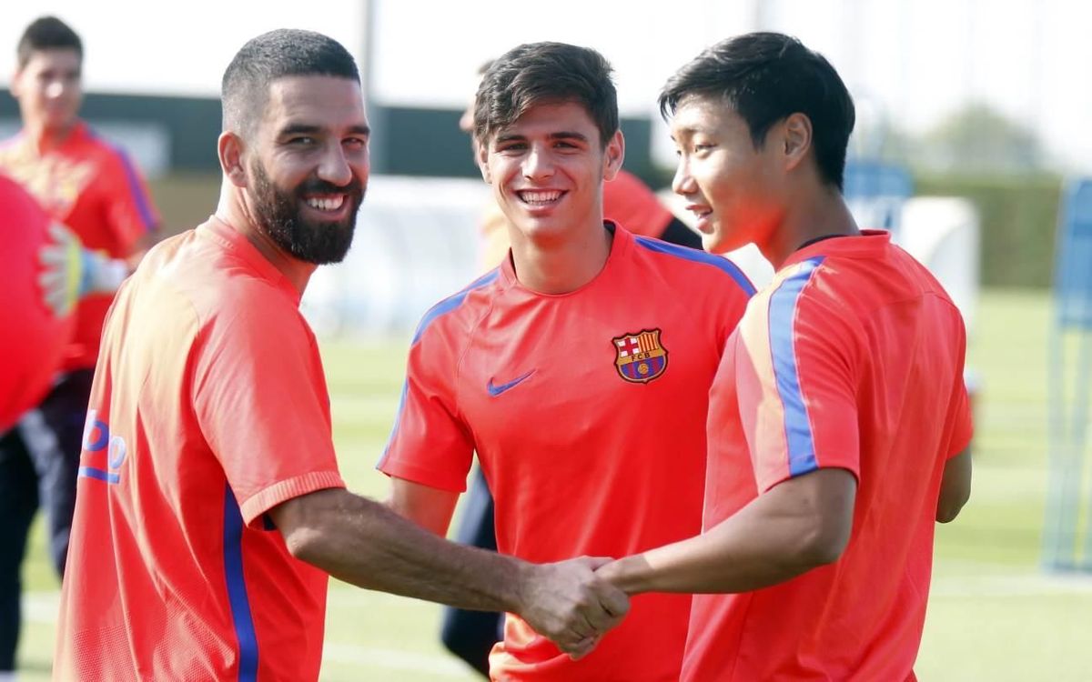 Last training session of the week for FC Barcelona