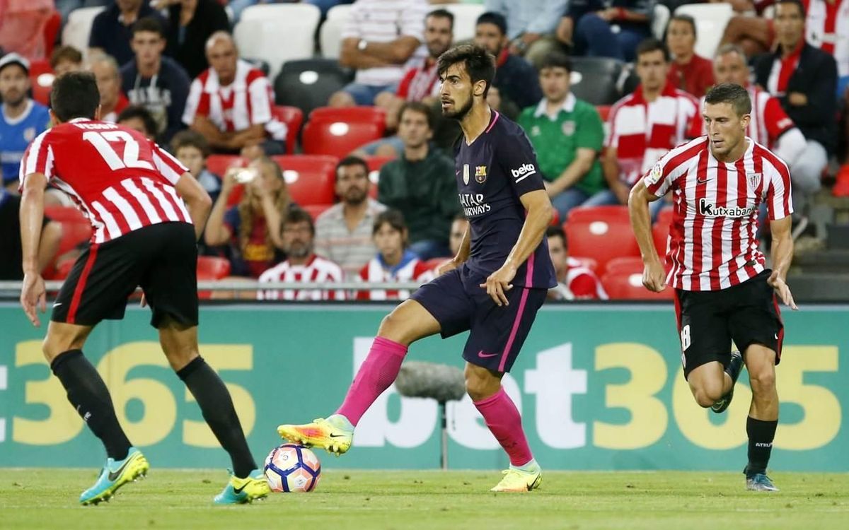 André Gomes té una contusió muscular