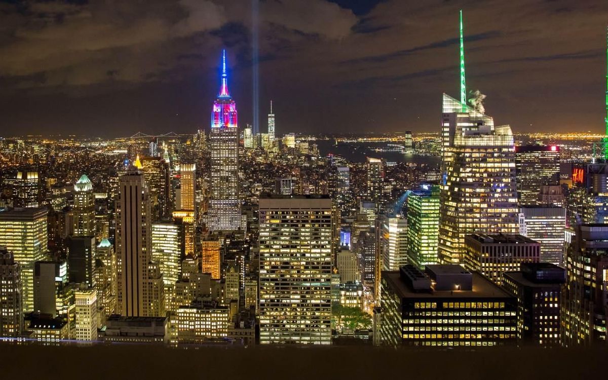 El Barça ilumina el cielo de Nueva York