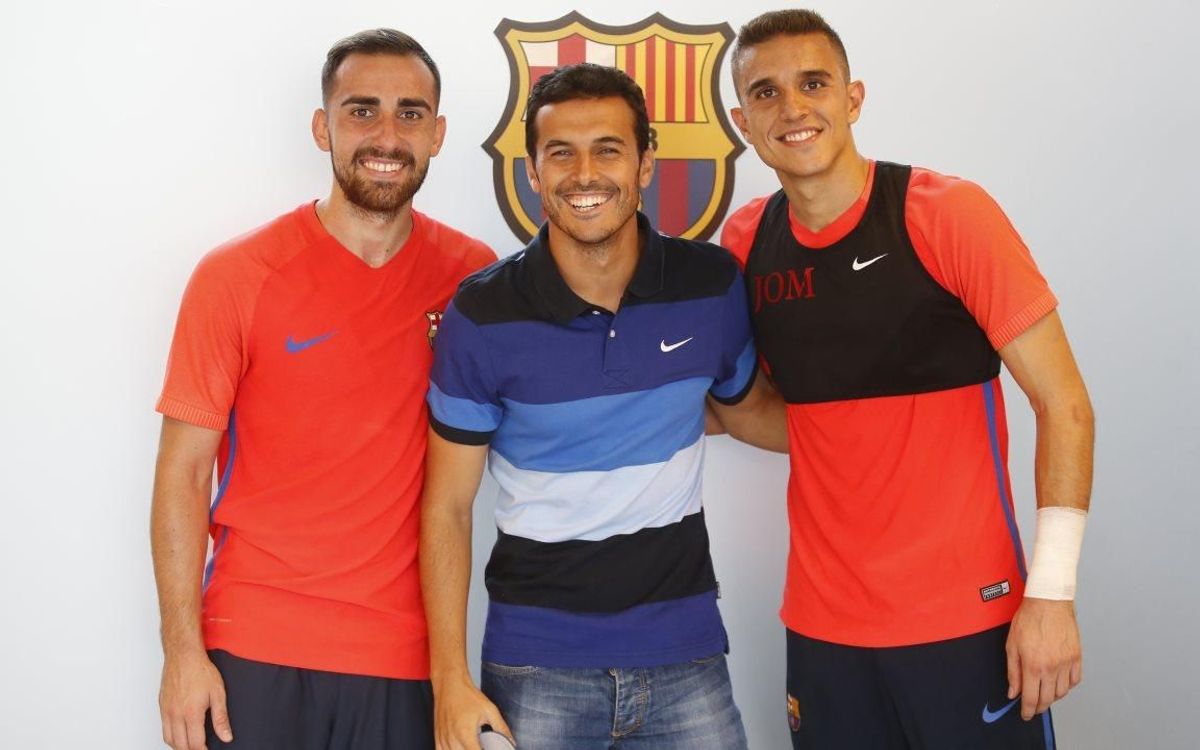 Pedro, de visita a l’entrenament del FC Barcelona: 