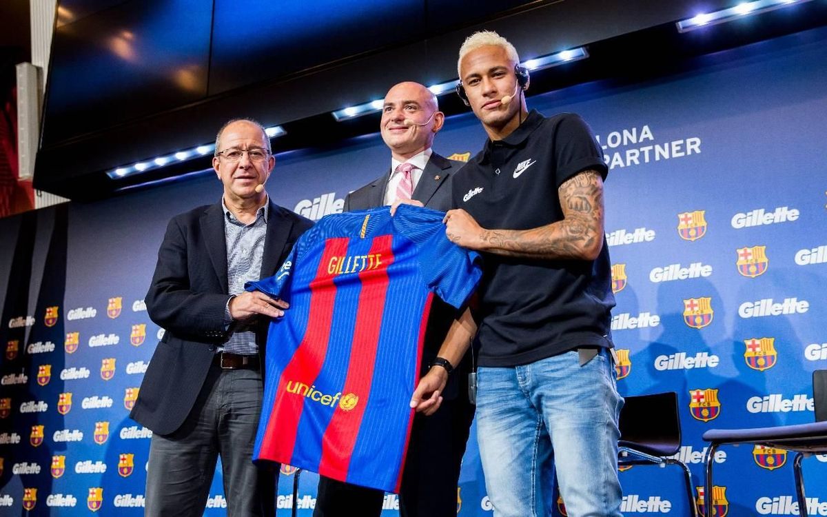 FCバルセロナとジレット、新たにスポンサー契約