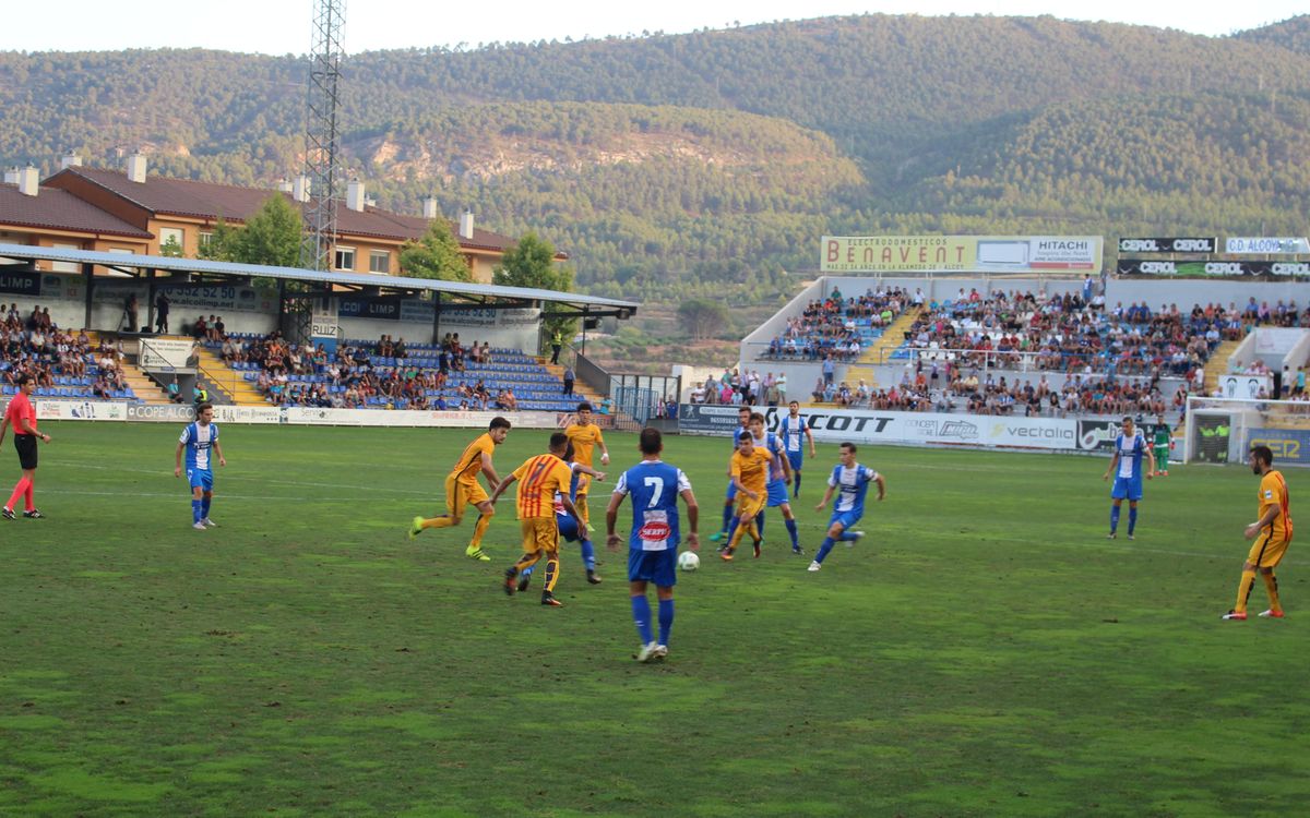 CD Alcoià – Barça B: Reacció incompleta en inferioritat (3-2)