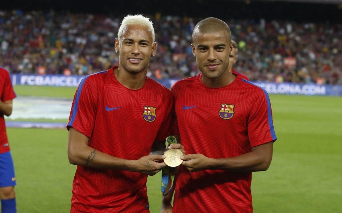 Reconocimiento a Neymar Jr y Rafinha por el oro olímpico conseguido en Río