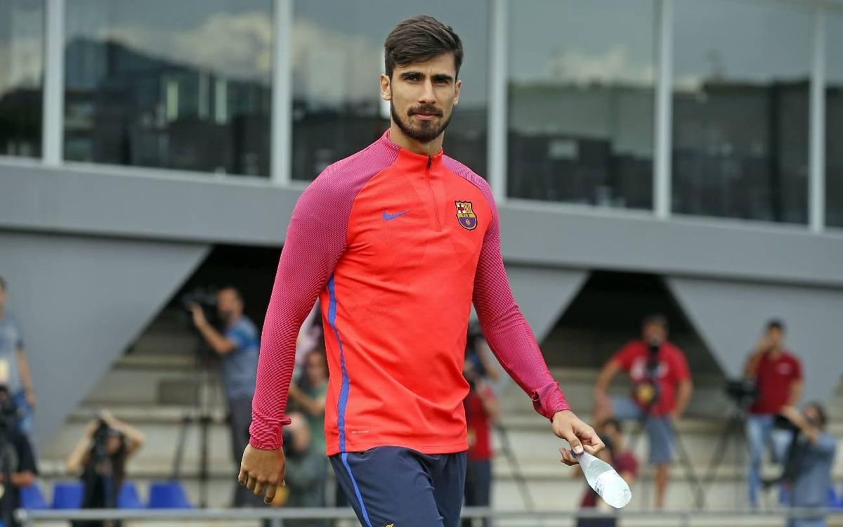 Three FC Barcelona internationals in World Cup qualifying Friday