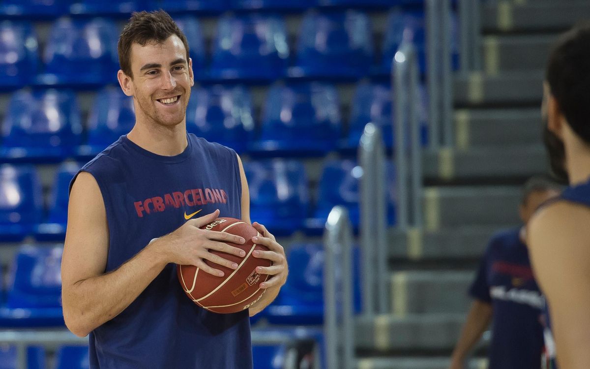 Víctor Claver begins training with Barça Lassa