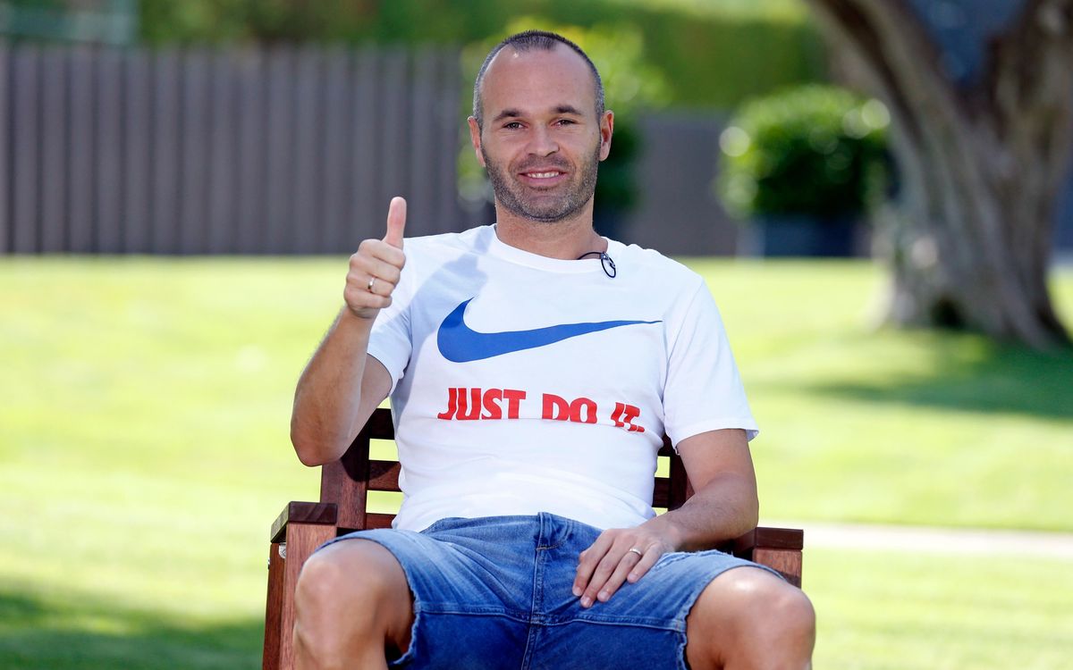 Special tribute to Andrés Iniesta's 20 years at FC Barcelona