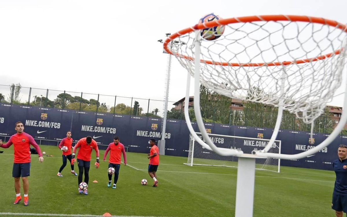 Qui est le meilleur au foot-basket?