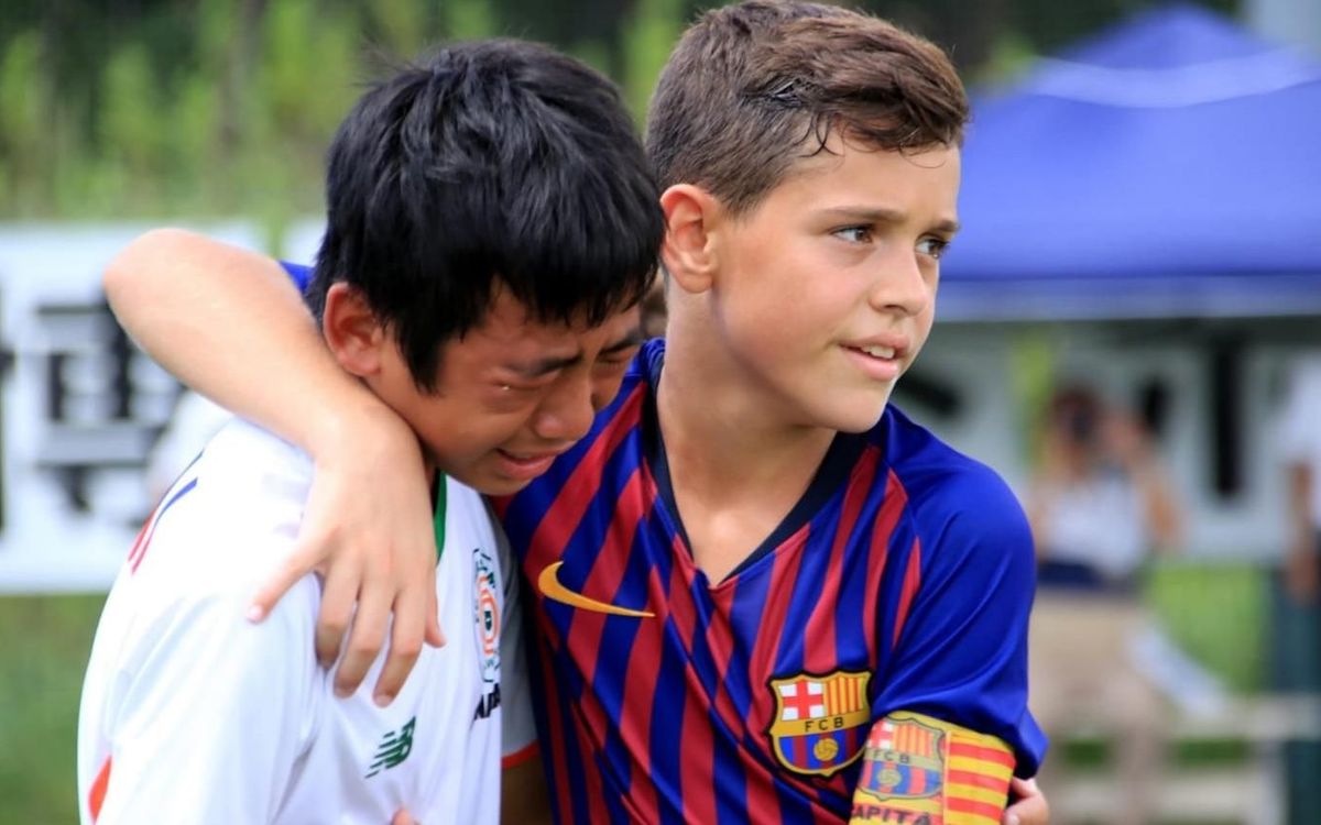 Nuevo gesto de valores del Infantil B en Japón