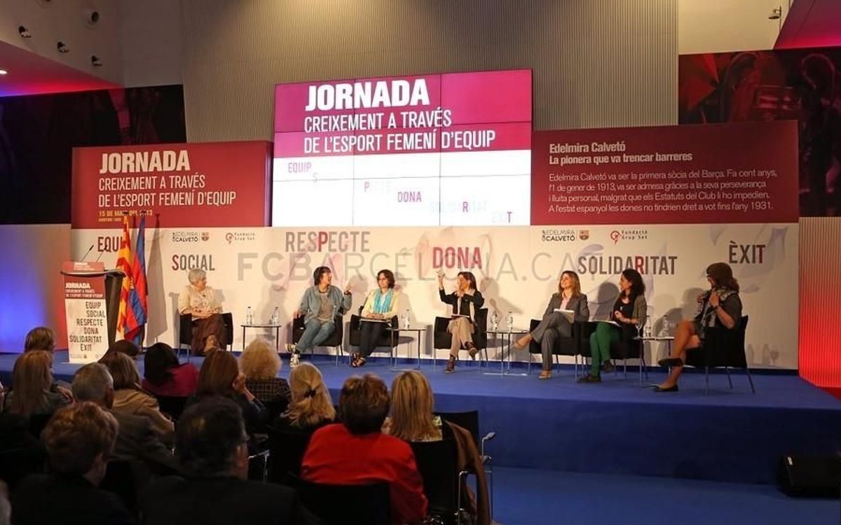 Grup Edelmira Calveto 2.jpg