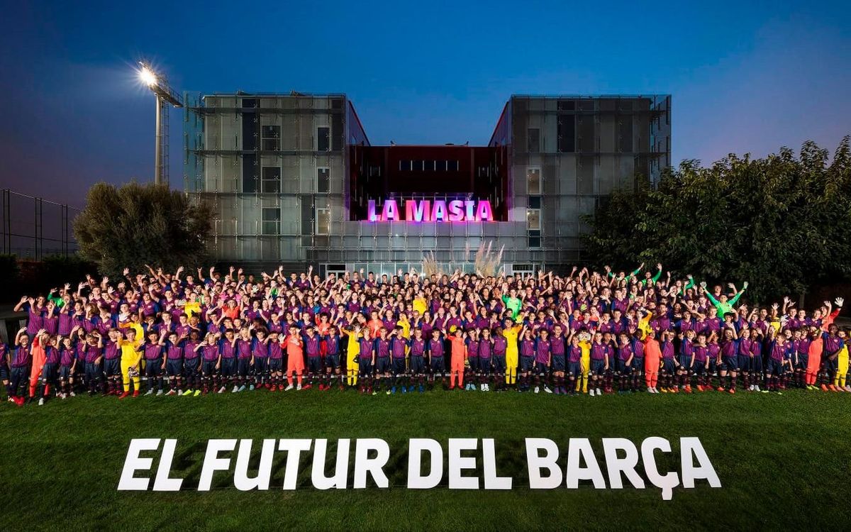 Presentadas las plantillas del fútbol formativo del FC Barcelona de la temporada 2018/19