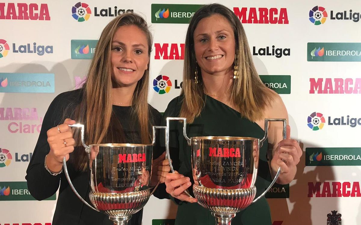 Sandra Paños y Lieke Martens, premiadas en la Gala Marca
