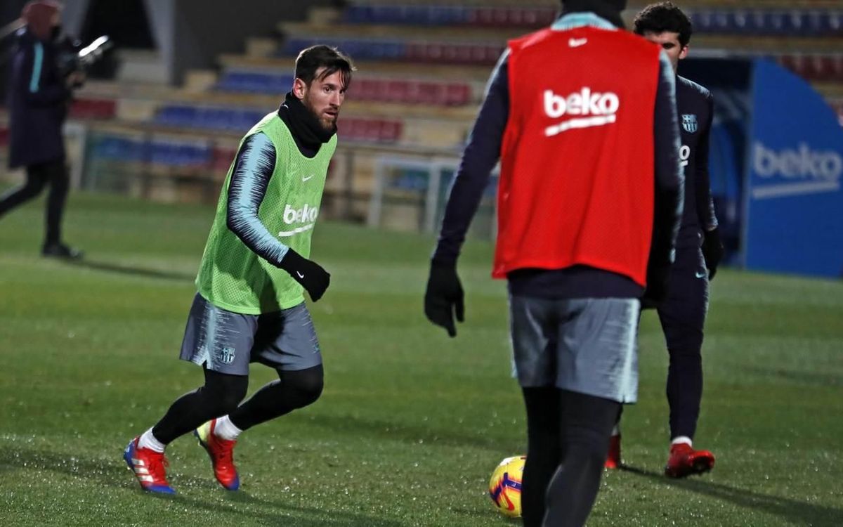 Regreso al trabajo con toda la plantilla