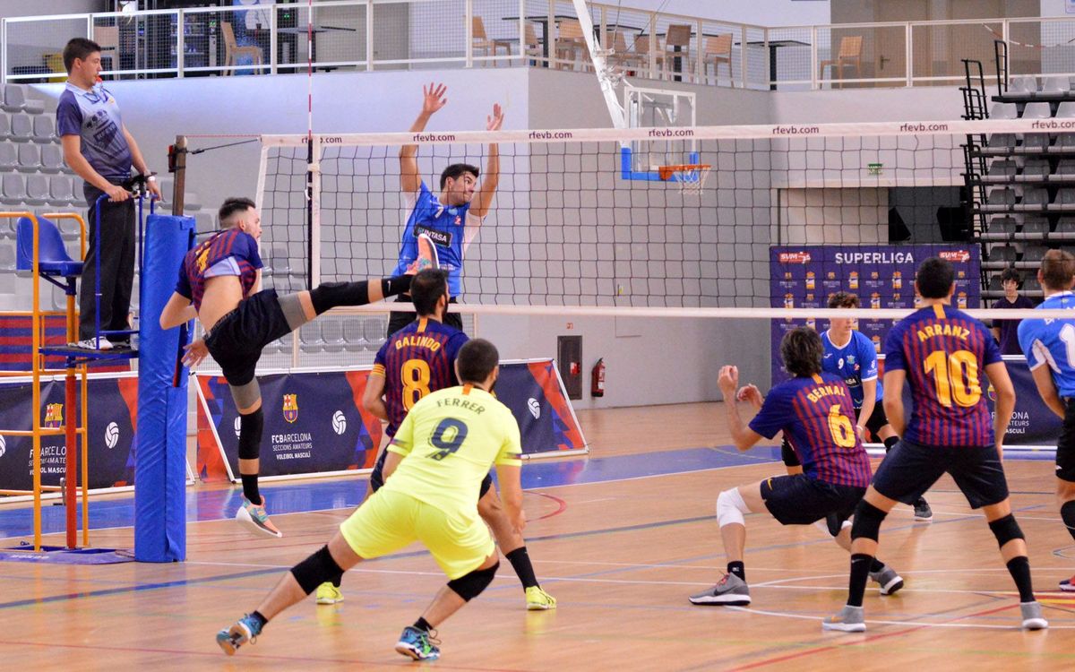 El Barça guanya i segueix en la lluita per la permanència