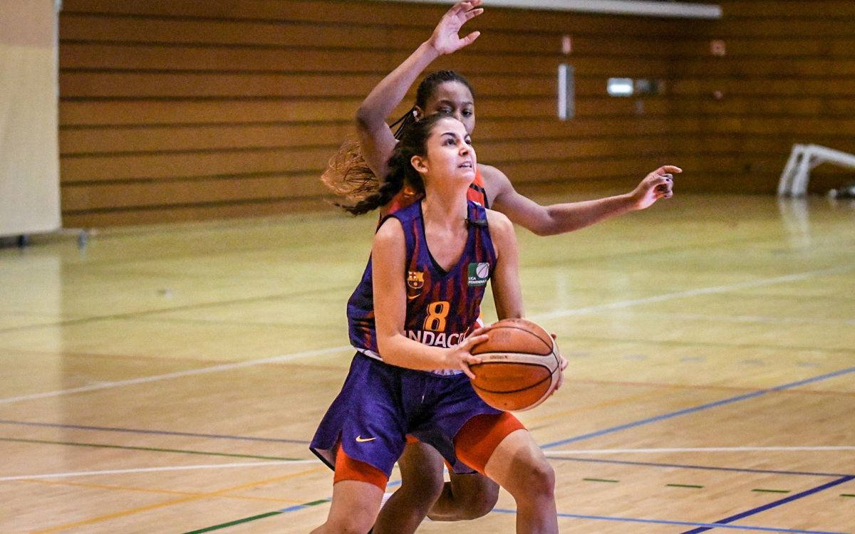 El Barça muestra su mejor versión ante el Segle XXI