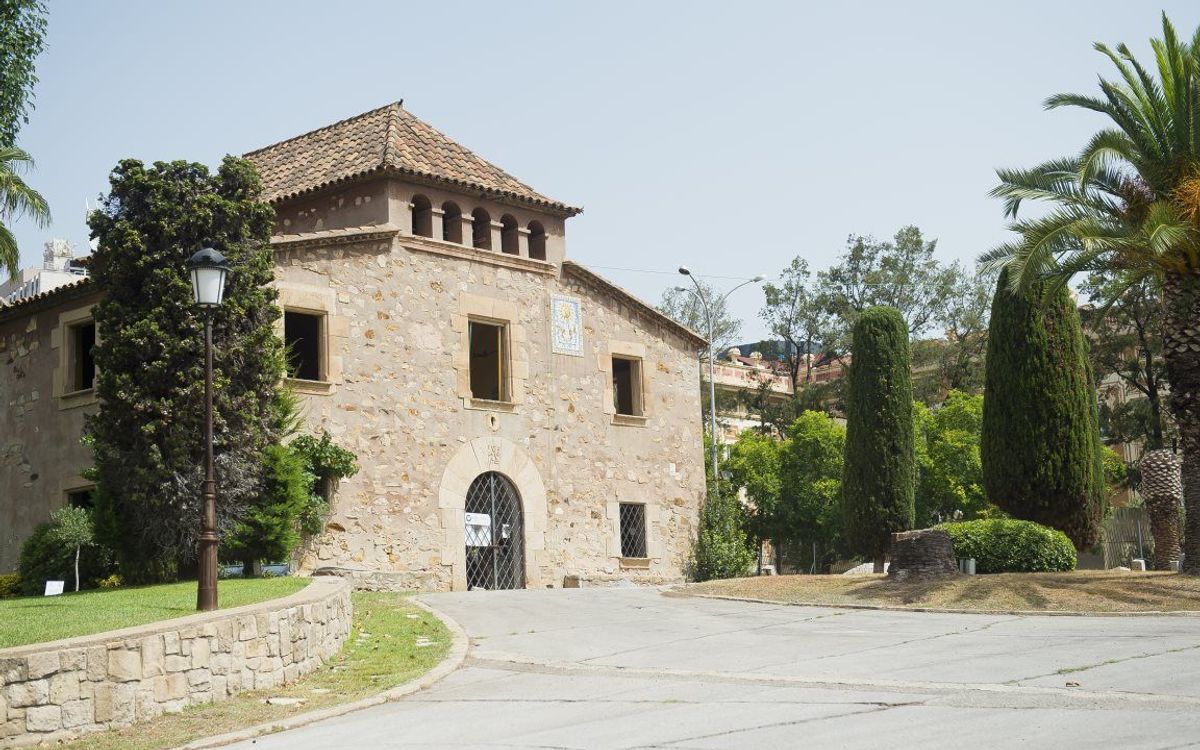El FC Barcelona y el Distrito de las Corts analizan las alegaciones de los vecinos en la remodelación de la Masía