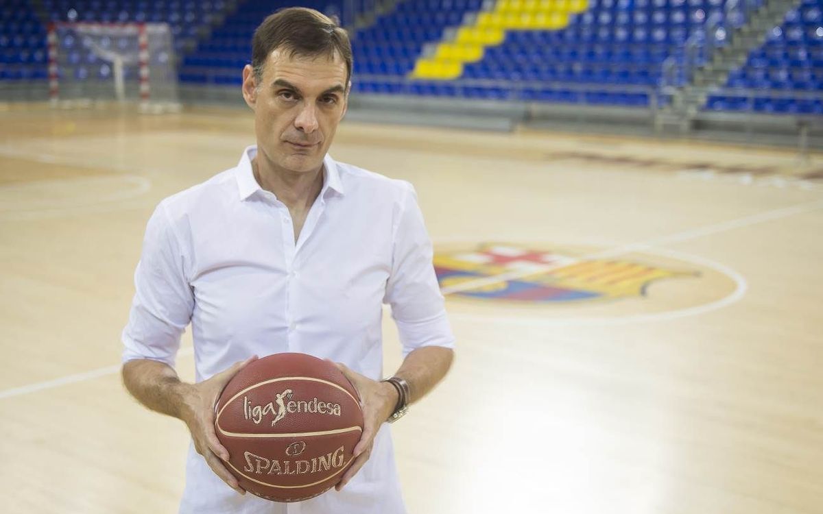 Georgios Bartzokas, primer entrenador grec en la història del FC Barcelona Lassa