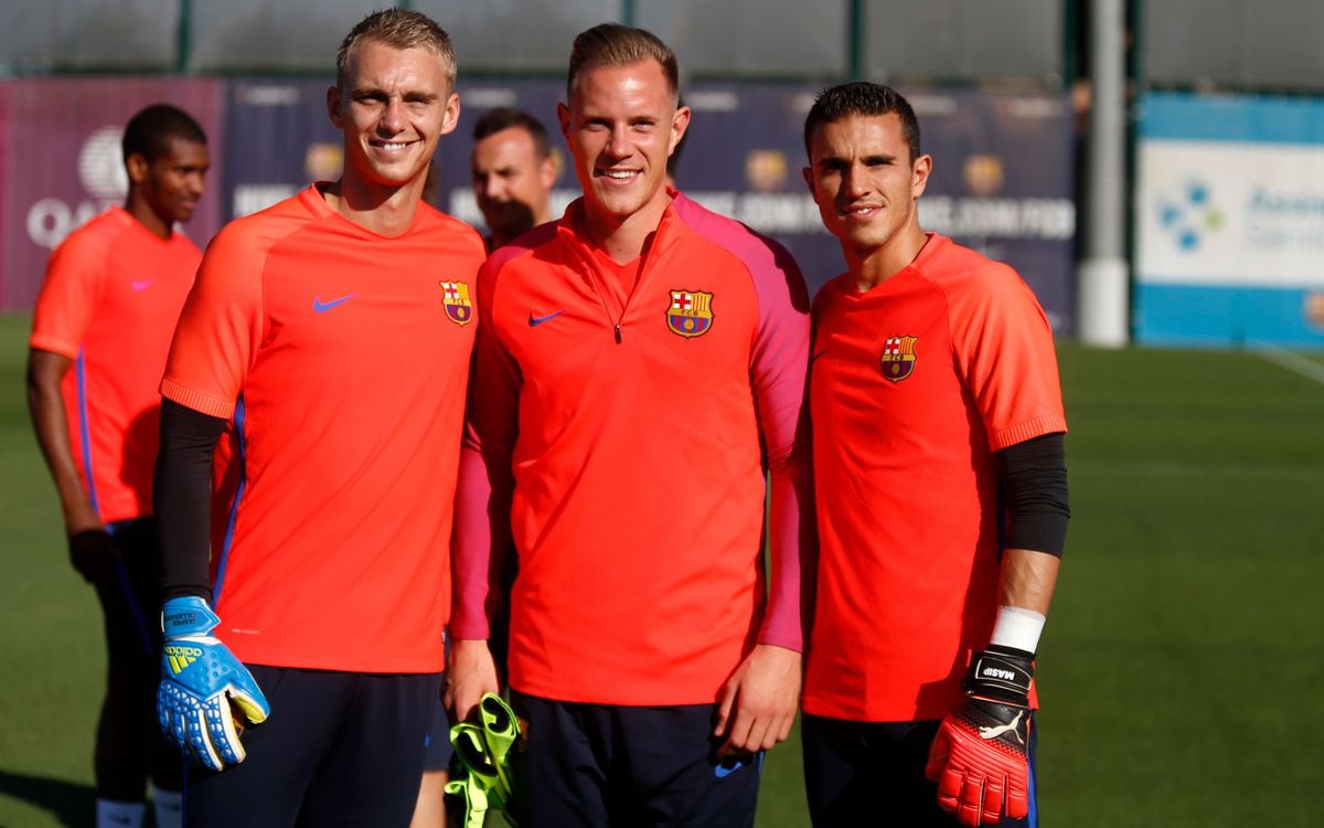 Primer entrenamiento de Jasper Cillessen
