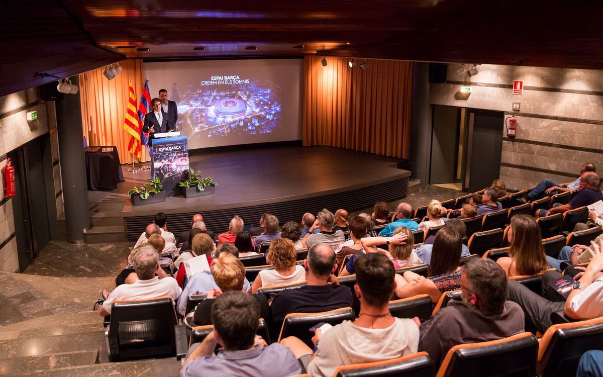 El Espai Barça se ha mostrado a los socios de Manresa
