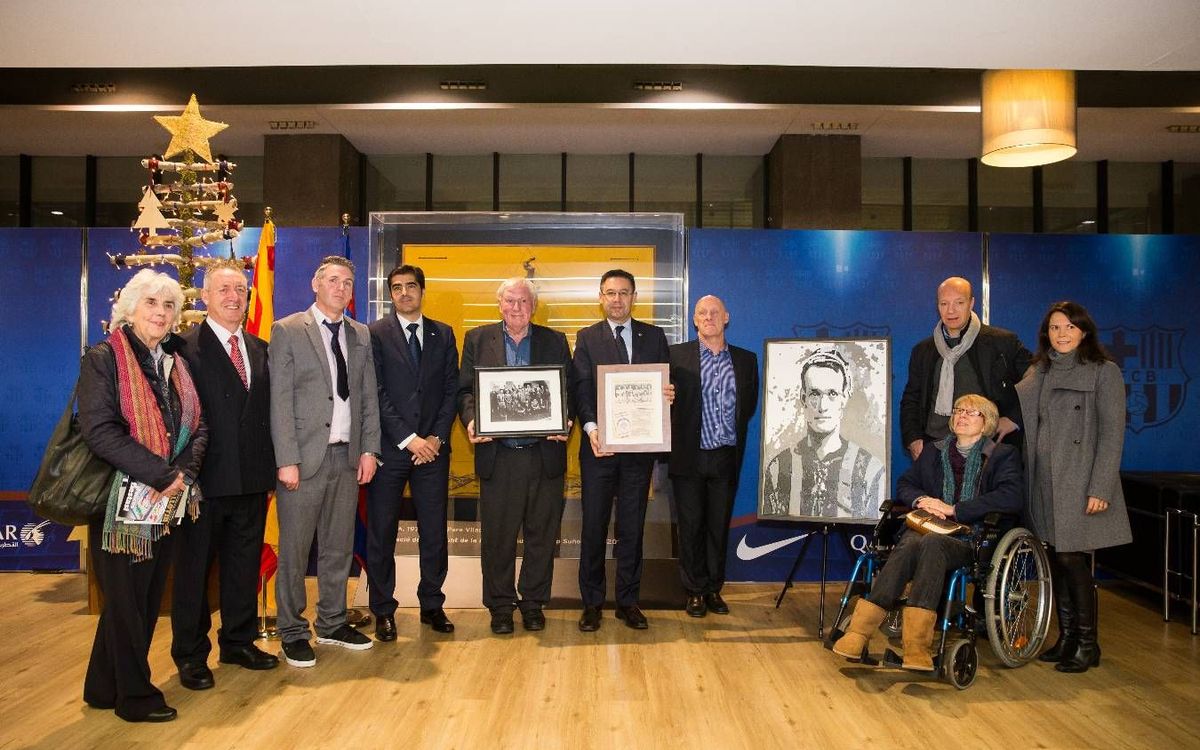 L'Agrupació, present al reconeixement a Patrick O'Connell al Camp Nou