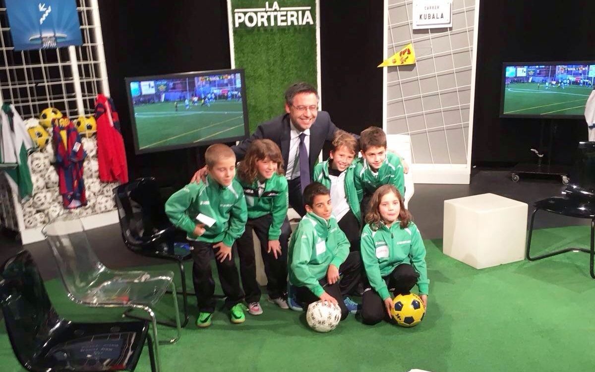 Josep Maria Bartomeu respon a les preguntes dels més petits