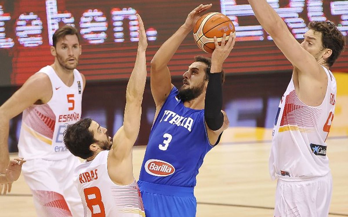 Cara i creu per a Tomic i Ribas a la tercera jornada de l’Eurobasket