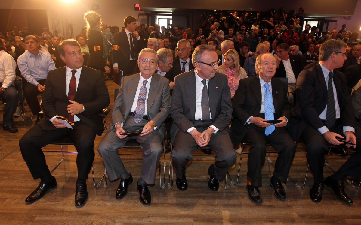 Opinión unánime de las personalidades: 