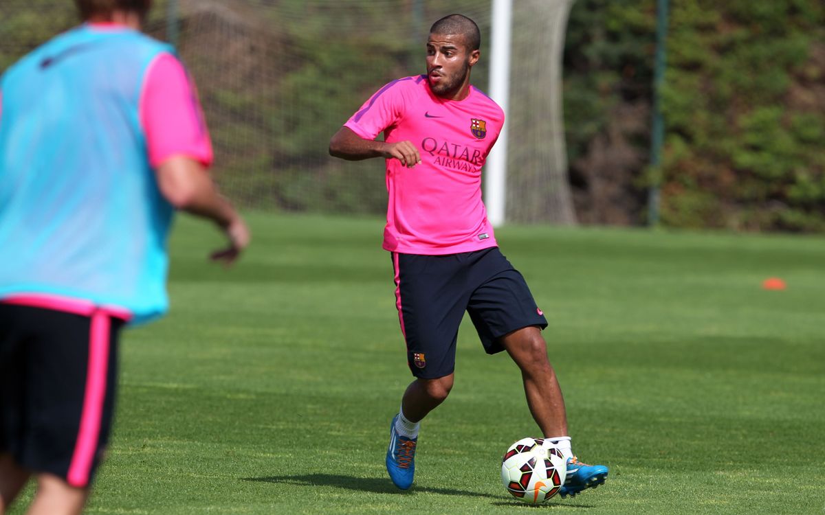 Rafinha, con una contusión, hará tratamiento específico