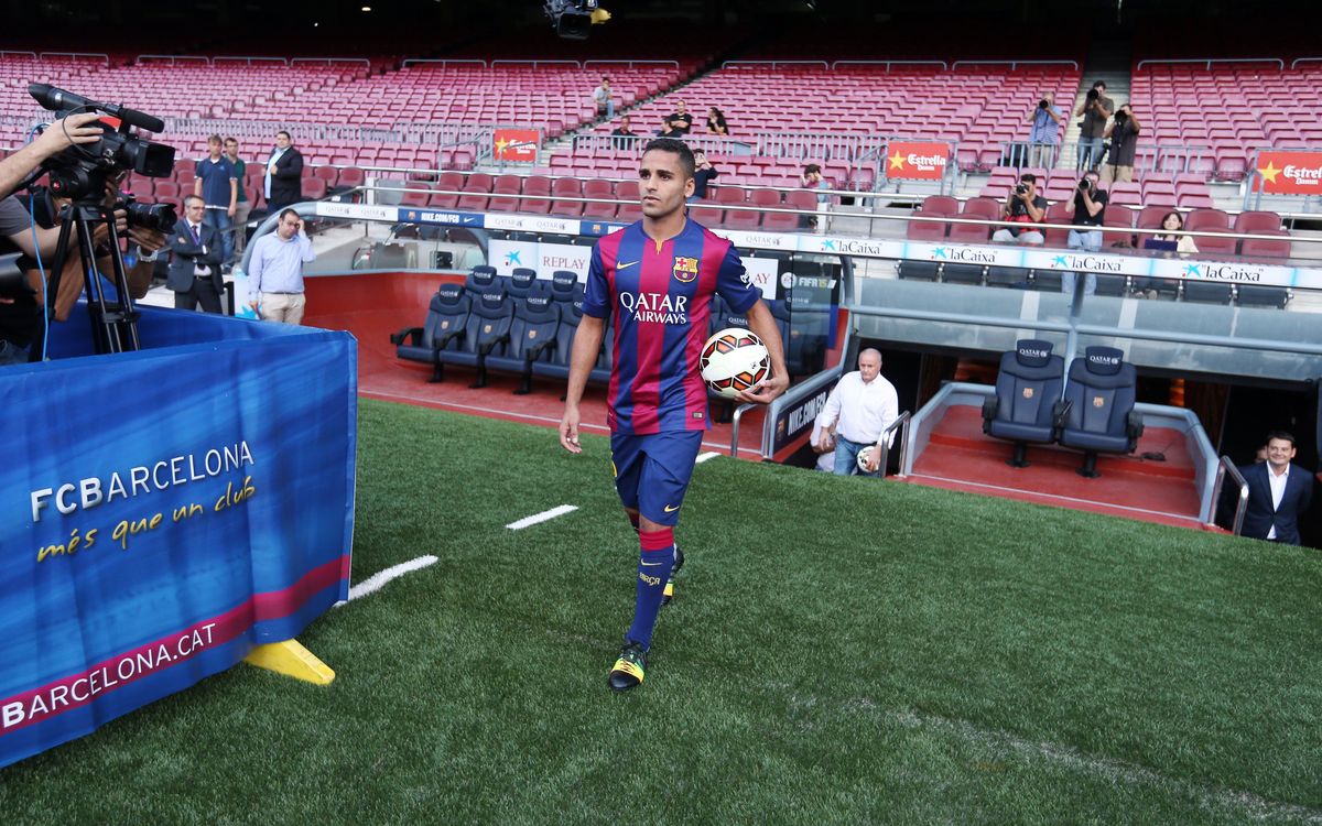 La presentació de Douglas, des del seu costat