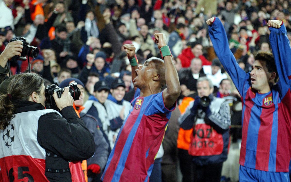 Deu anys del debut de Deco i Eto’o amb el Barça