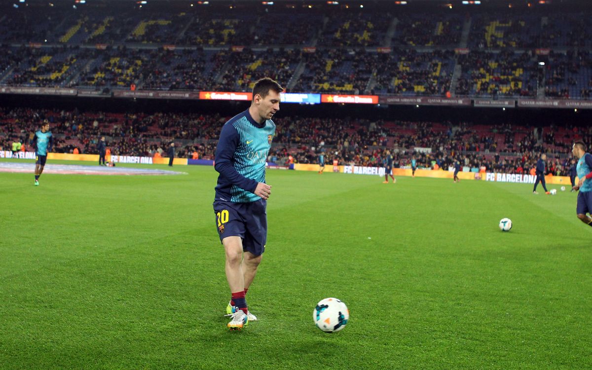 L'escalfament del FC Barcelona abans del partit contra el Valladolid