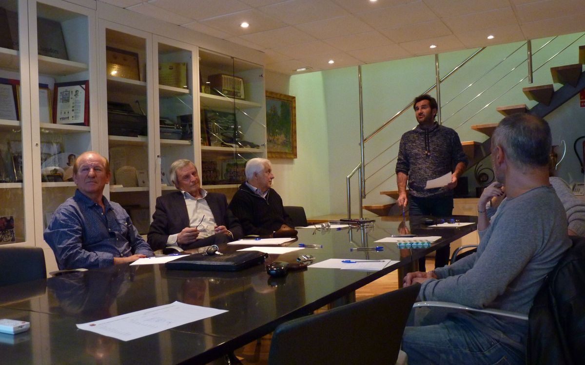 La Agrupació Barça Jugadors impulsa un curso para mejorar la oratoria de los exjugadores