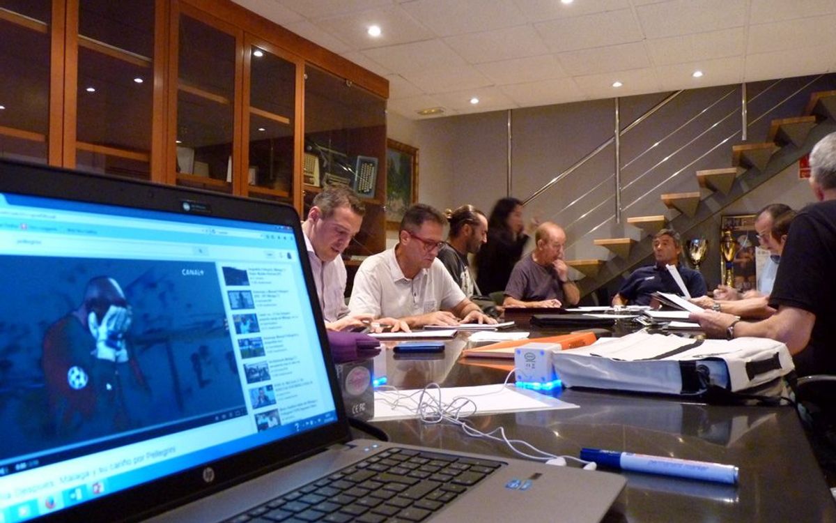 La Agrupació Barça Jugadors impulsa la figura del exjugador entrenador