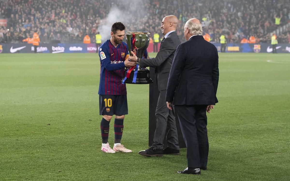 صور مباراة : برشلونة - ليفانتي 1-0 ( 27-04-2019 )  Mini_2019-04-27_FCBvsLLEVANT_48