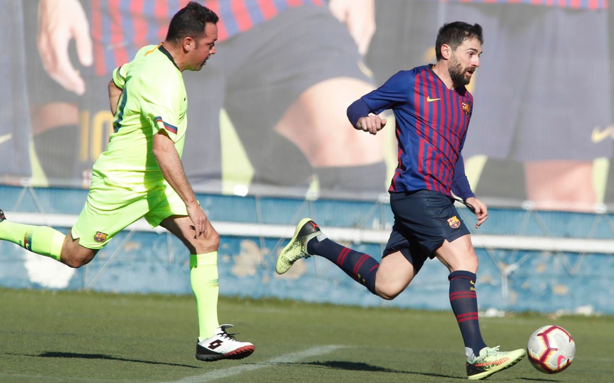 Amistoso de la Agrupación con un equipo de medios de comunicación