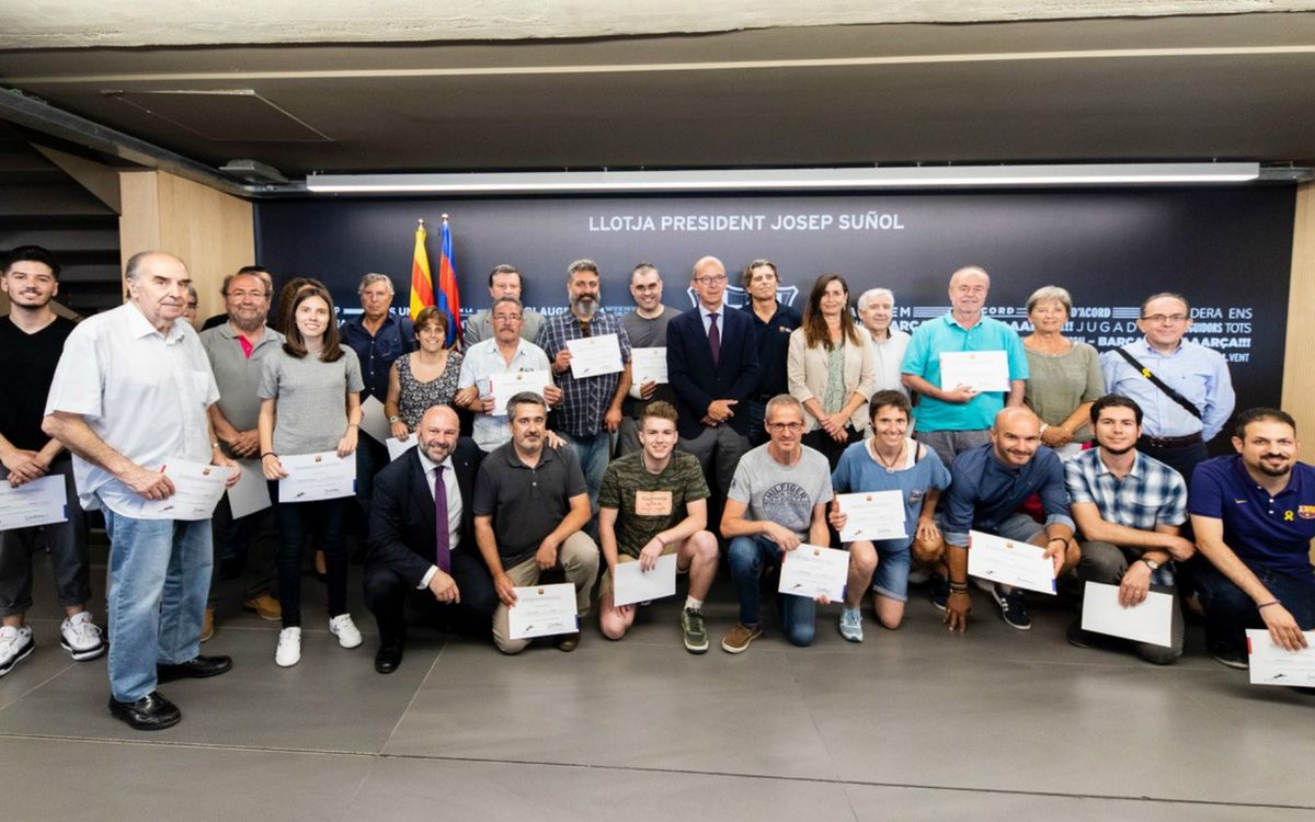 Exjugadors de l’Agrupació, voluntaris de programes de la Fundació Barça